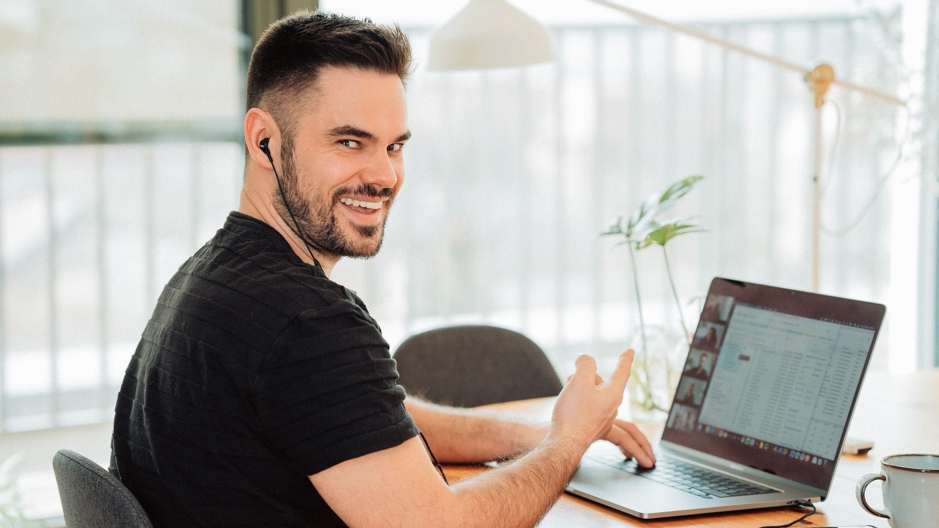 Tư vấn bán hàng online 24/7